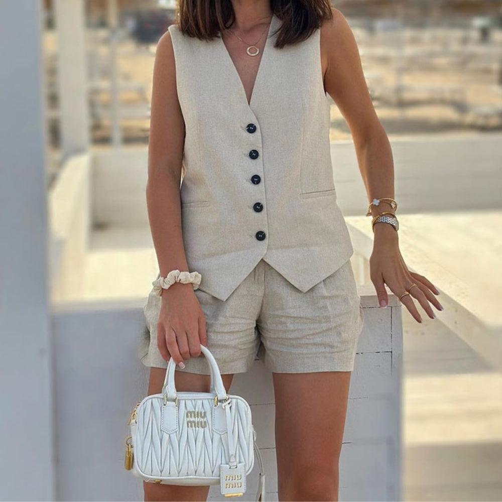 Conjunto Alfaiataria Beatriz - Colete e Shorts 100% Linho (Compre 1 Leve 3)