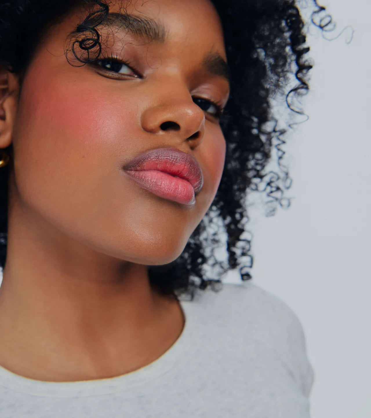 Glowup™ Blush Natural com Efeito lifting (Compre 1 Leve 2)