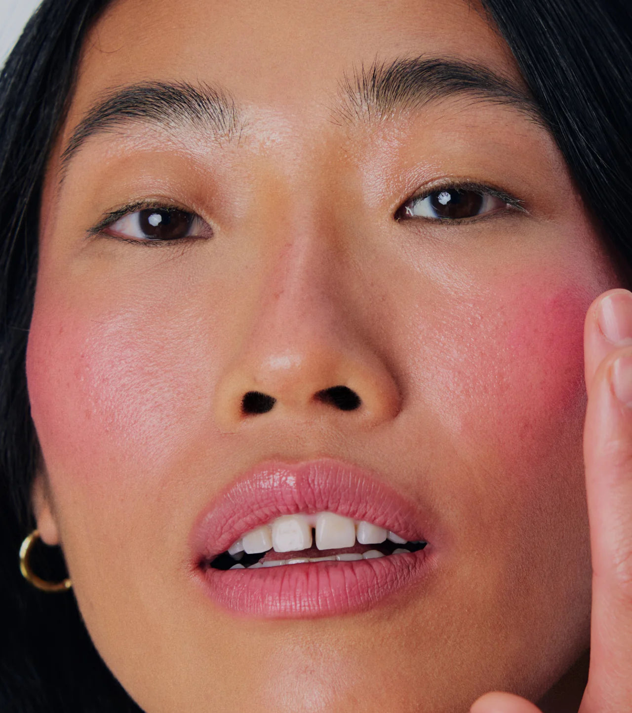 Glowup™ Blush Natural com Efeito lifting (Compre 1 Leve 2)